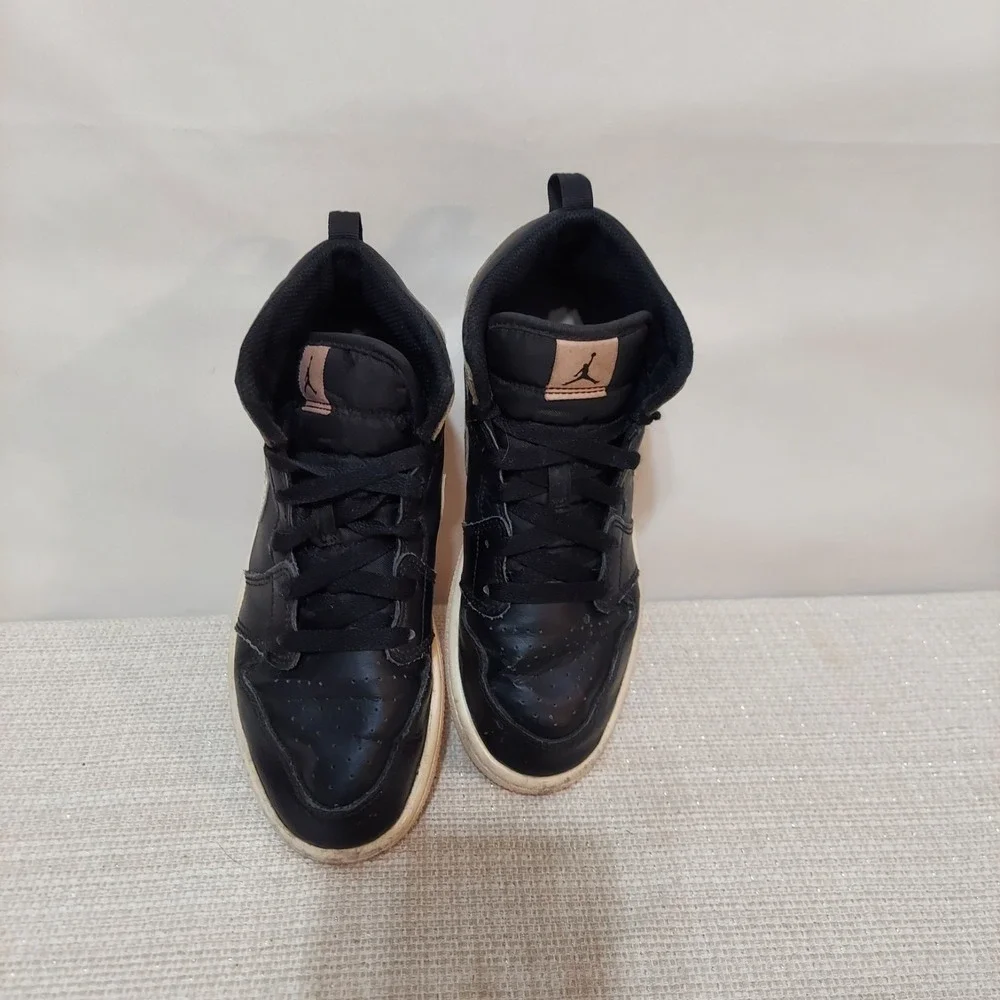 Nike Air Jordan 1 Mid 640737-061 Black‎ Pink Basketball Shoes Sneakers Size 3Y